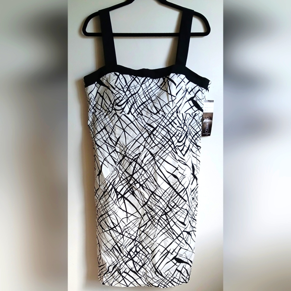 Karen Stevens Sleeveless Dress Size 16